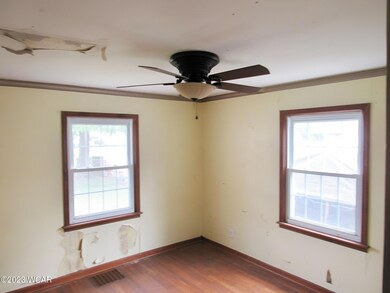 BEDROOM WAYNE ST 2