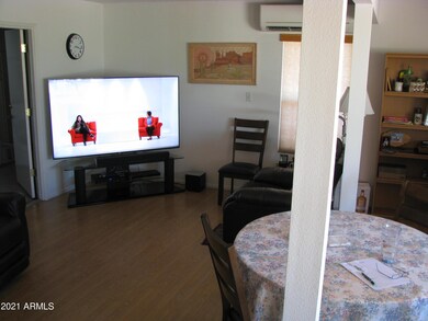 10446 W Mission Ln, Sun City, AZ 85351 - photo 6