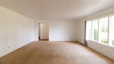 1947 N Tree St, Parker City, IN 47368 - photo 5