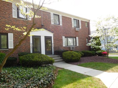 182 Manor E unit 182, Red Bank, NJ 07701 - photo 2