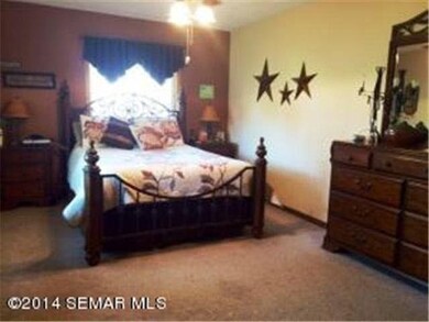 910 Spicer Rd, Albert Lea, MN 56007 - photo 7