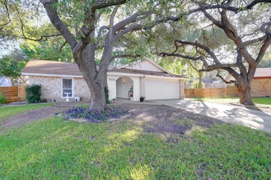14003 Libra Ln, Universal City, TX 78148 - photo 3