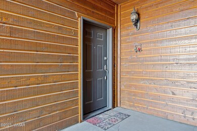Front Door - NO stairs!