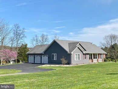 1458 Chestnut Grove Rd, Pottstown, PA 19464 - photo 2