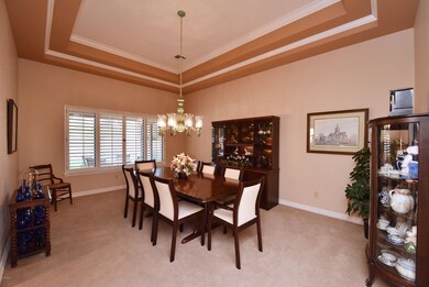 Dining 2