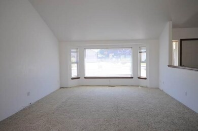 2661 Montara Dr, Medford, OR 97504 - photo 2