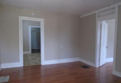 430 S Proud St, Muncie, IN 47305 - photo 3