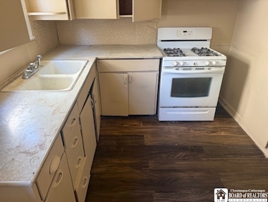 21 Stowe St, Jamestown, NY 14701 - photo 7