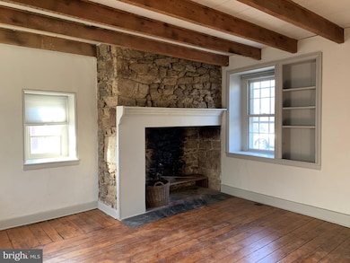 2389 Forest Grove Rd, Furlong, PA 18925 - photo 5