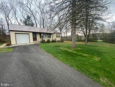 2921 Plow Rd, Birdsboro, PA 19508 - photo 2