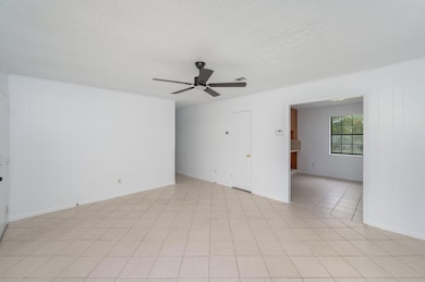 11-web-or-mls-102-alice-dr