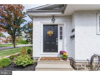 105 Columbus Ave, Havertown, PA 19083 - photo 2