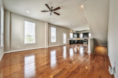 6625 unit A N Main St, Houston, TX 77008 - photo 2