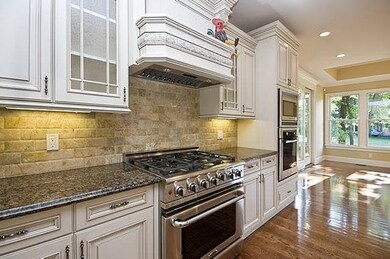 157 Dickerman Rd, Newton Highlands, MA 02461 - photo 6