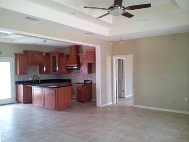 1805 W Mile 5 N, Weslaco, TX 78596 - photo 4