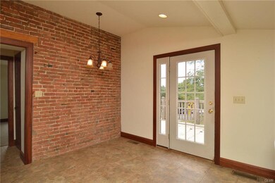 4581 Kings Hwy N, Emmaus, PA 18049 - photo 4