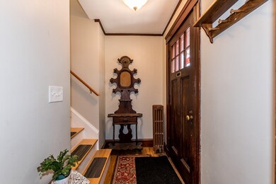 14 Eastwood Circuit, West Roxbury, MA 02132 - photo 4