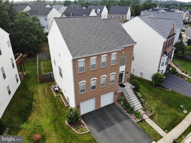 4732 Cochran Place, Centreville, VA 20120 - photo 4