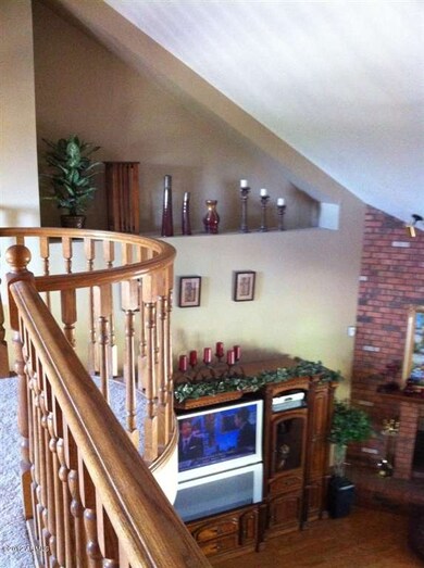 More unique CUSTOM features @ 3512 MESA