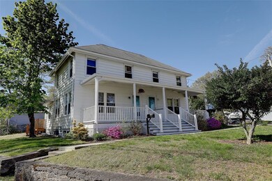 916 Bullocks Point Ave, Riverside, RI 02915 - photo 4