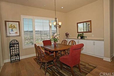 Formal or casual dining with built-in cabinetry - 