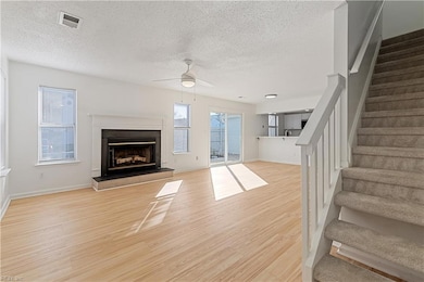 820 Zircon Ct, Virginia Beach, VA 23462 - photo 4