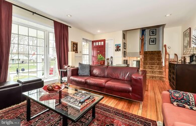 8220 Crown Court Rd, Alexandria, VA 22308 - photo 6