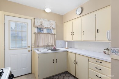 1119 Aberdeen St NE, Grand Rapids, MI 49505 - photo 5