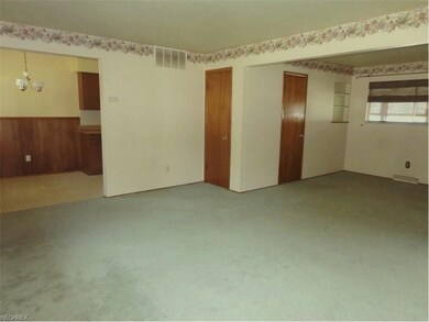 336 Thelma Dr, Sheffield Lake, OH 44054 - photo 7