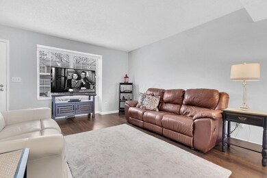 4897 Singleton Drive-10-FULL