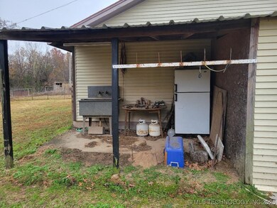 409612 E 1115 Rd, Eufaula, OK 74432 - photo 7