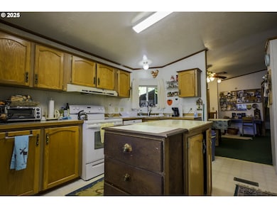 13620 SW Beef Bend Rd unit 119, Portland, OR 97224 - photo 4