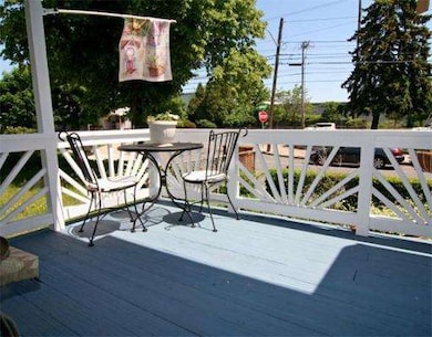 11 Oliver St, Malden, MA 02148 - photo 6