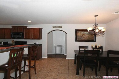 Here is a great photo of the entire space showing