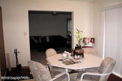 9696 Stony Hollow Dr, Tobyhanna, PA 18466 - photo 4