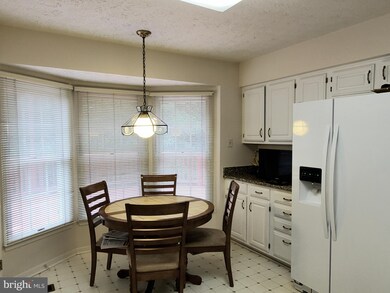 2827 Quarry Heights Way, Baltimore, MD 21209 - photo 6