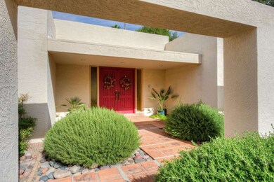 004_Front Entry
