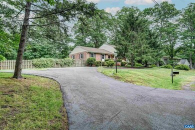 3411 N Indian Spring Rd, Charlottesville, VA 22901 - photo 2