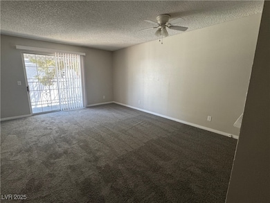 3823 S Maryland Pkwy unit L11, Las Vegas, NV 89119 - photo 6