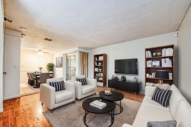 541 W Ashlan Ave, Clovis, CA 93612 - photo 4