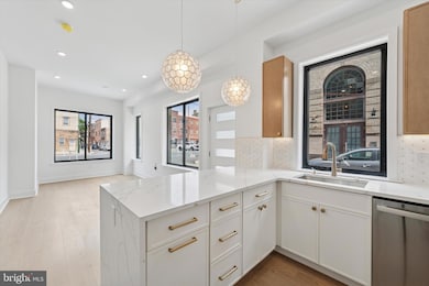 919 S 11th St unit 1, Philadelphia, PA 19147 - photo 6