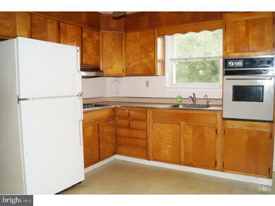 1020 Ethel Ave, Norristown, PA 19403 - photo 6