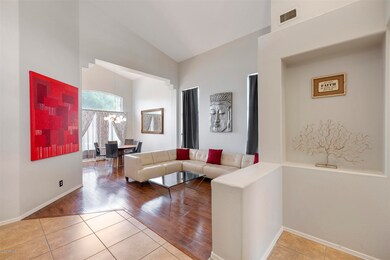 004-841 N Woodside001
