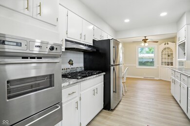 2811 Beech Dr, Columbus, IN 47203 - photo 7