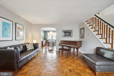 6820 Clover Ln, Upper Darby, PA 19082 - photo 6