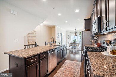 8148 Hollow Ct, Severn, MD 21144 - photo 4