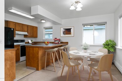 Dining_Kitchen_3