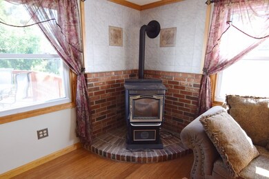 106 Pine St, Littleton, NH 03561 - photo 7