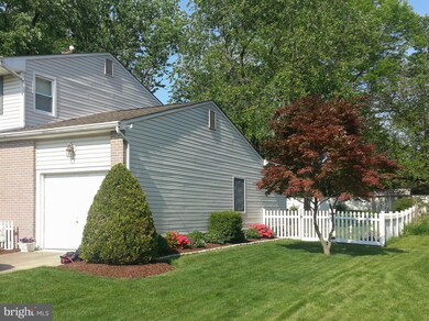 14 Chapel Ct, Cinnaminson, NJ 08077 - photo 3