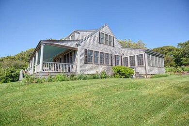 100 Beach Plum Ln, Chilmark, MA 02535 - photo 5